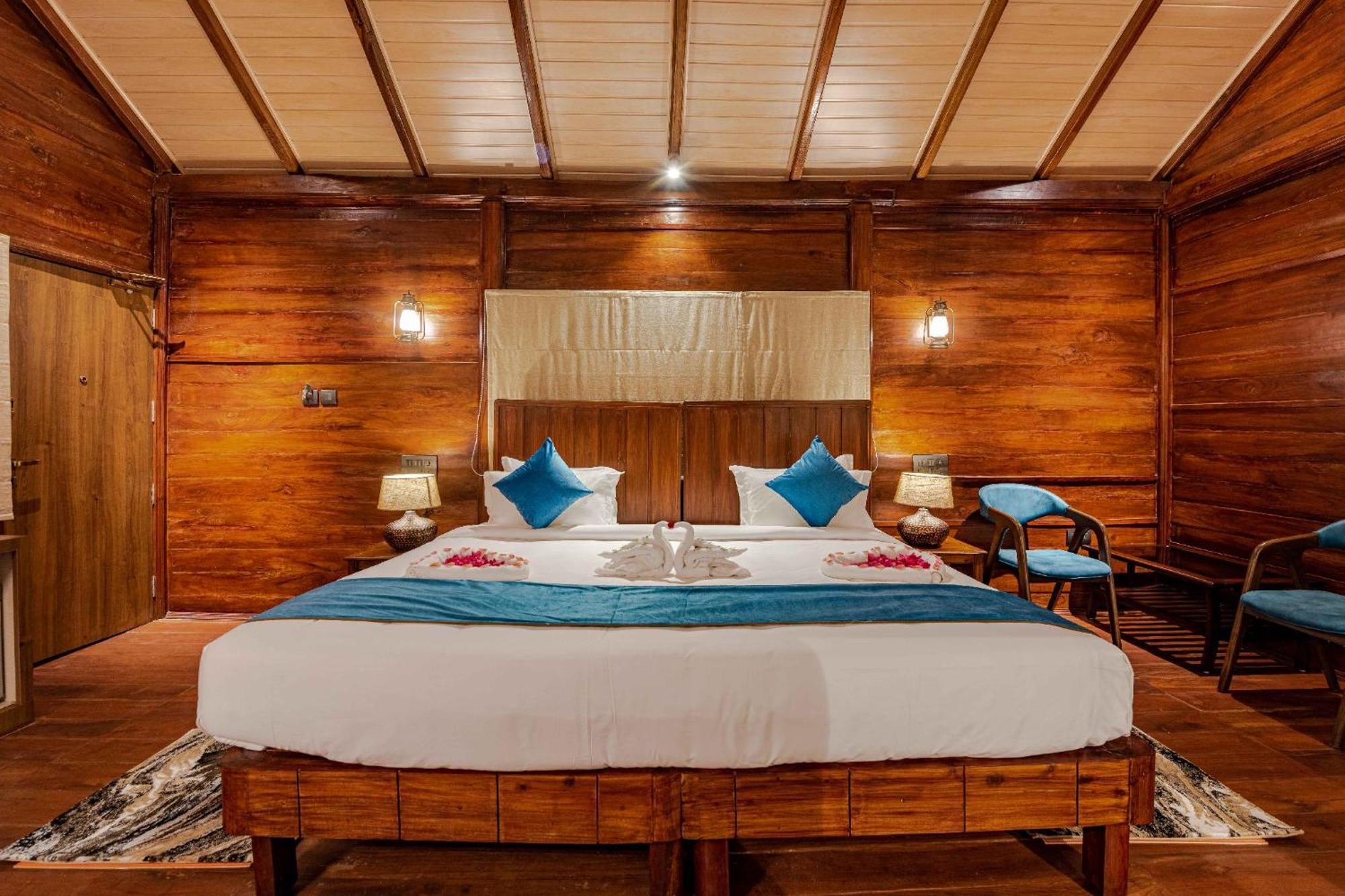 Shanthi Kunnj Riverside Exotica Chikmagalūr Dış mekan fotoğraf